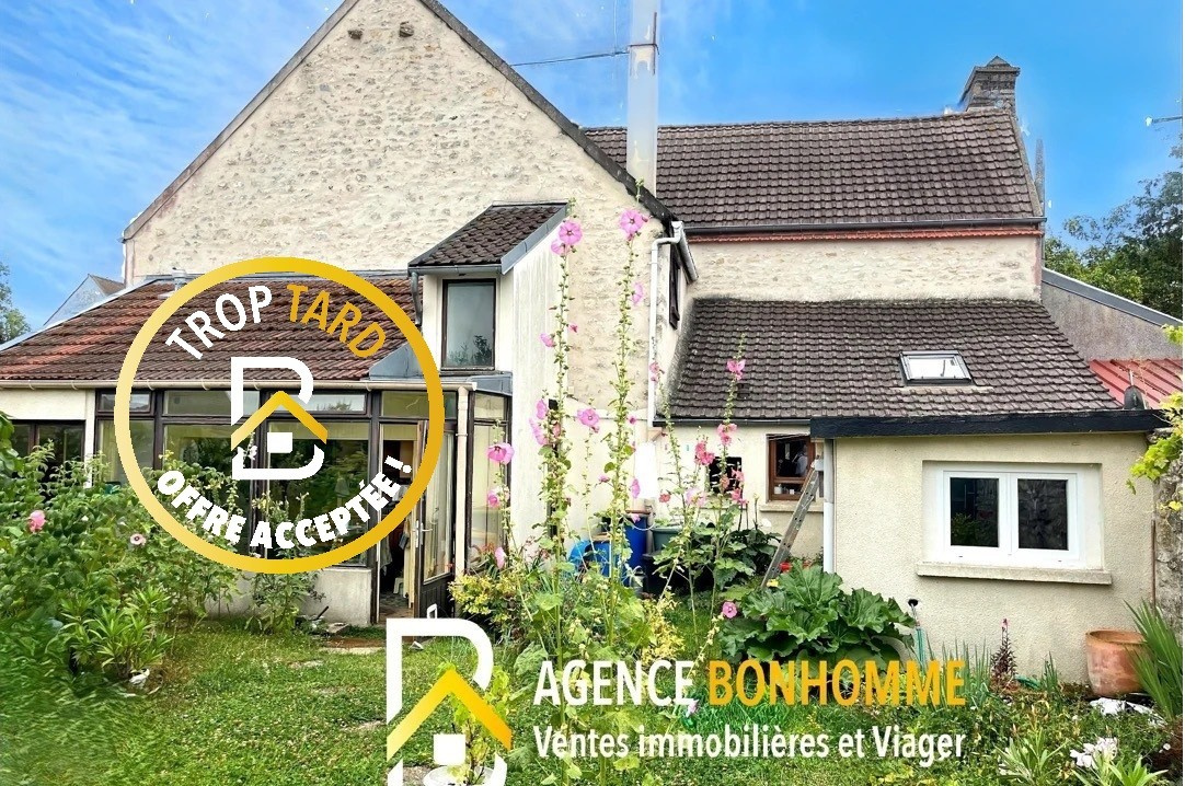 Maison de village avec jardin - Follainville-Dennemont